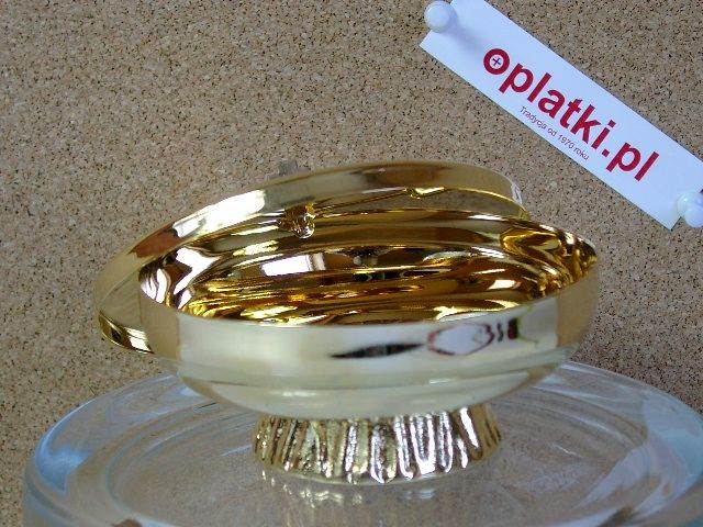 Puszka ( patena) 894