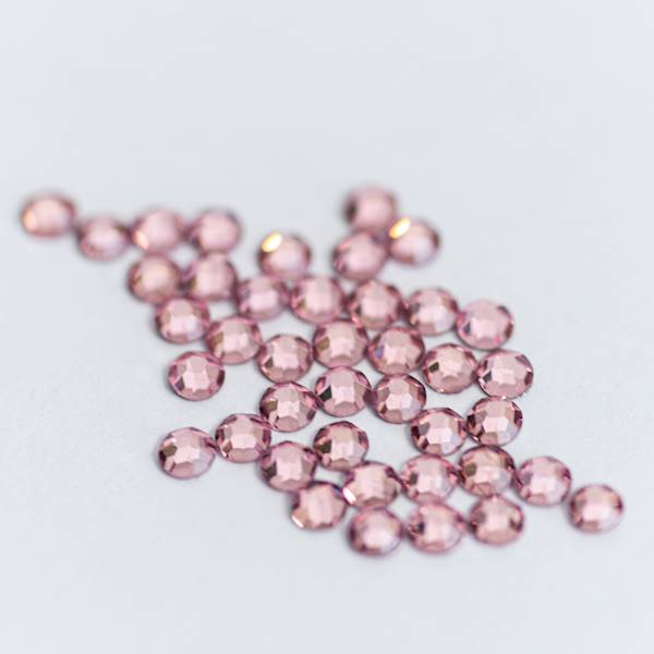 Kryształki Rose roz.5- 50szt. Julia Nessa
