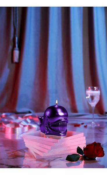 Świeca Candle Funny Whale Violet Metallic