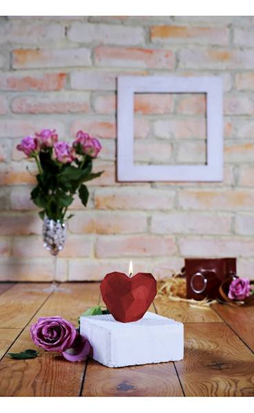 Świeca Candle Heart Low Poly Red