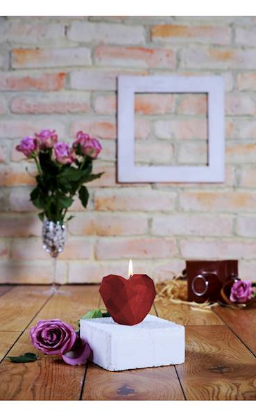 Świeca Candle Heart Low Poly Red