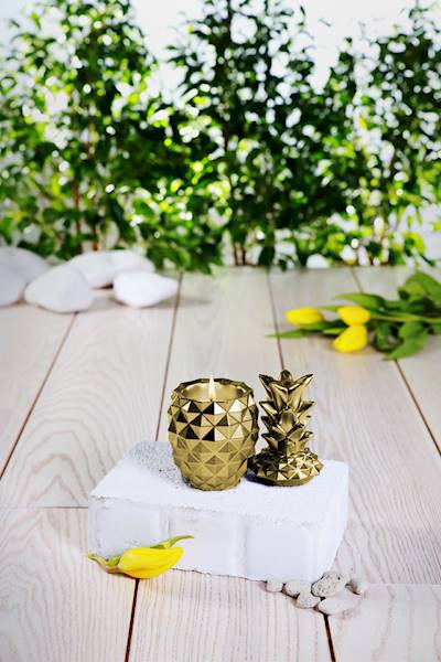 Świeca Candle Concrete Pineapple Classic Gold W