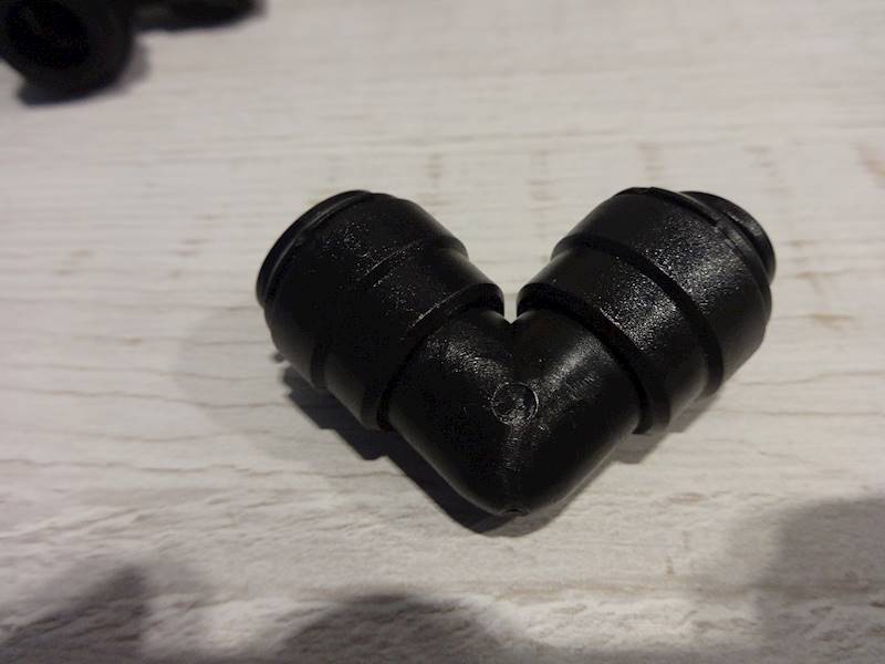 ZŁĄCZKA KOLANO  5mm DMfit  AEU0505M