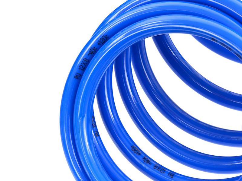 WĄŻ SPIRALNY PU 12x8 20m zakuty nienieski