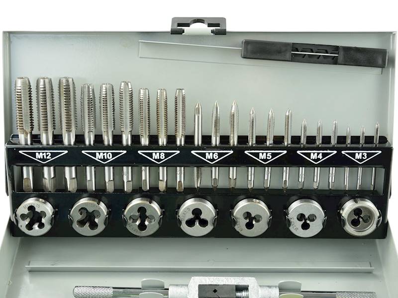 ZESTAW GWINTOWNIKÓW I NARZYNEK M3-M12 32-el