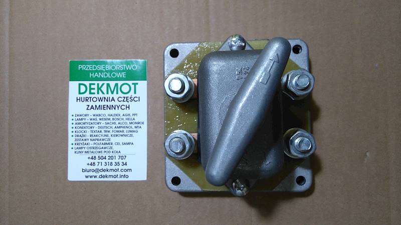 odłącznik prądu SW41 24V z SZEROKĄ PODSTAWĄ