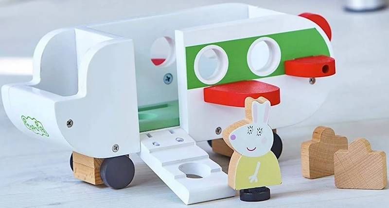 2117 ŚWINKA PEPPA DREWNIANY SAMOLOT + FIGURKA