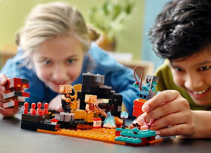 21185 KLOCKI LEGO MINECRAFT BASTION W NETHERZE