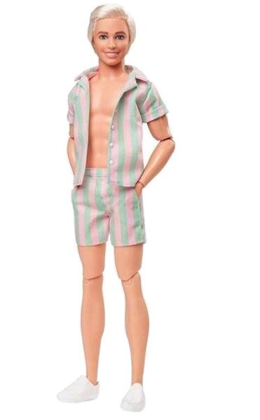 0747 LALKA BARBIE KEN Z DESKĄ THE MOVIE MATTEL