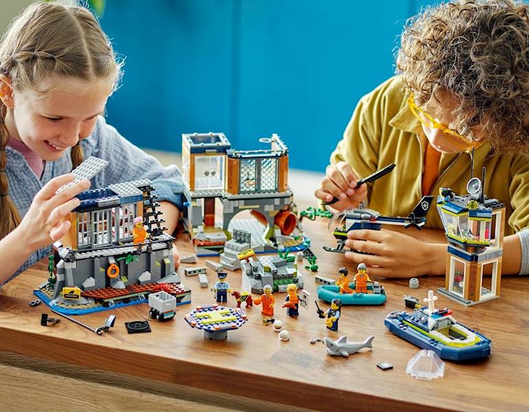60419 KLOCKI LEGO CITY POLICJA Z WIĘZIENNEJ WYSPY