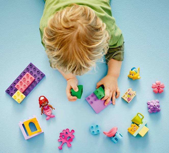 10420 KLOCKI LEGO DUPLO STOISKO KAWOWE ARIELKI I FLORKA