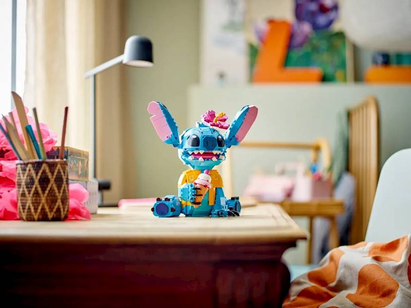 43249 Klocki Lego Disney Lilo&Stitch figurka Stitch 730 elementów 