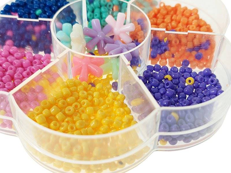 7392 Zestaw koralików do bransoletek i naszyjników 7 kolorów + żyłka 