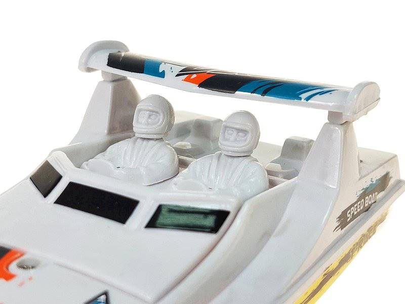 9685 Motorówka na Baterie dla Dzieci Łódka Pływająca po Wodzie Zabawka Wodna