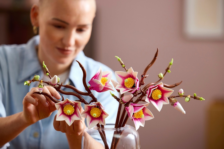 11510  Klocki Lego Botanicals Gałązki magnolii  435 elementów 