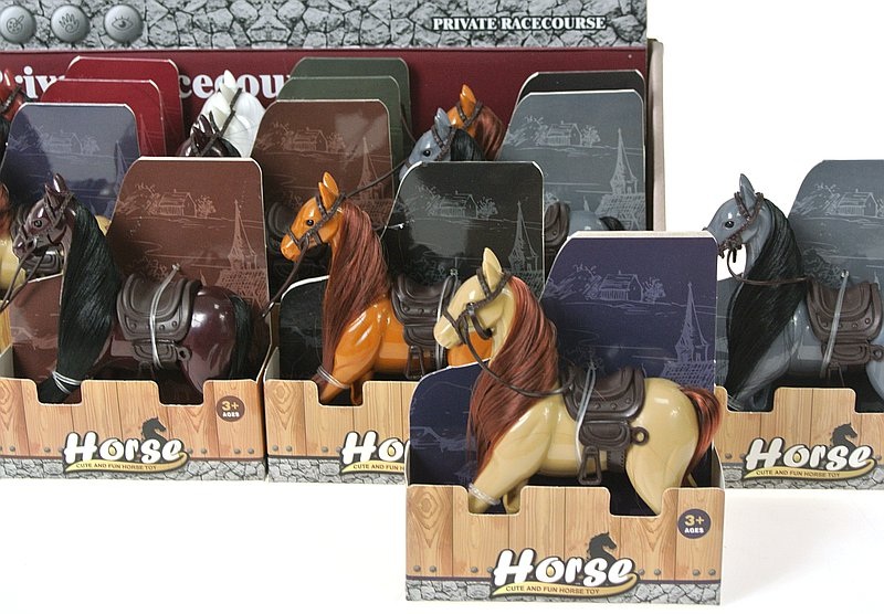 3307 Figurka Konia Z Akcesoriami Koń Do Zabawy Dla Dzieci Konik Mix Kolorów