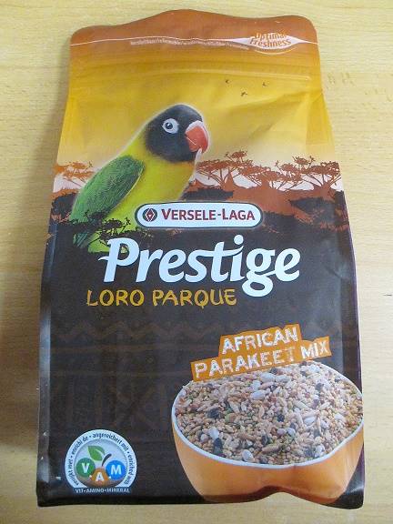 V.PRESTIGE LORO AFRICAN PARAKEET 1kg - pap.śr.afr.