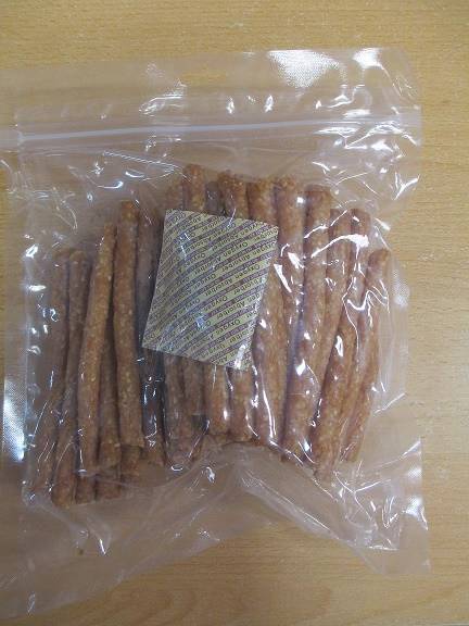 PRZYSMAK HILTON PATYKI Z KURCZAKIEM I RYŻEM 0,5kg