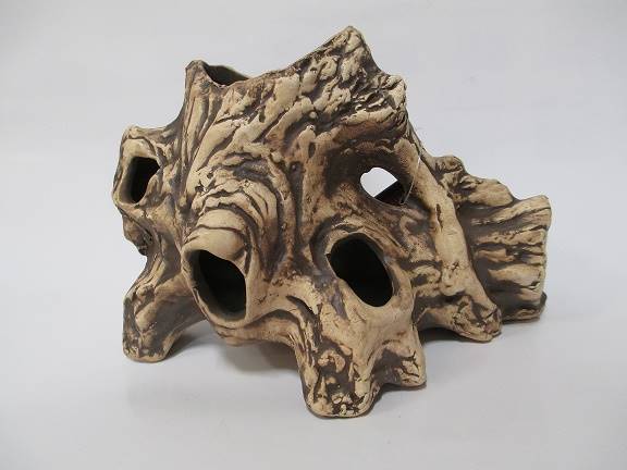 OZDOBA KORZEŃ DZIURAWY 13x19x11cm