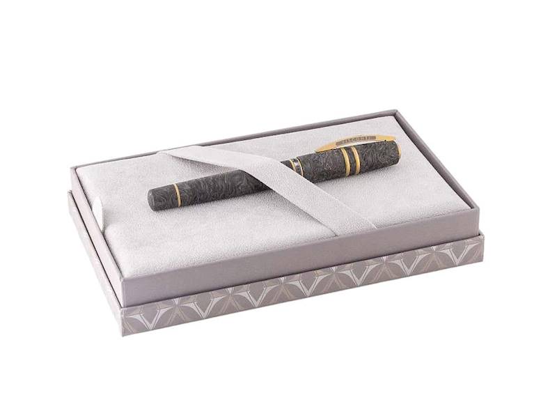 VISCONTI-PIÓRO KP15-45 FP H.S.CARBON MIORE 18KT.