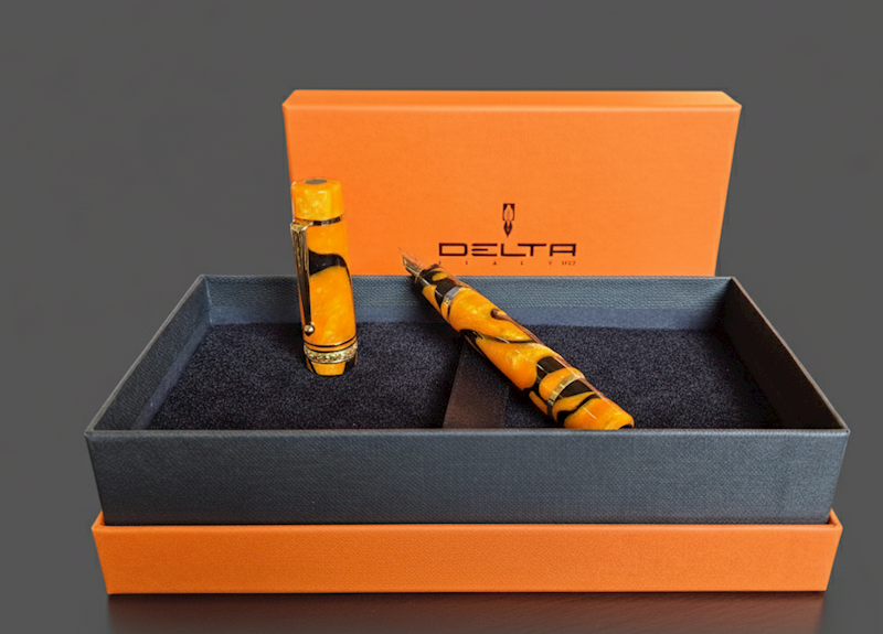 DELTA-PIÓRO DV ORGINAL MASTERPIECE GOLD TRIMS 