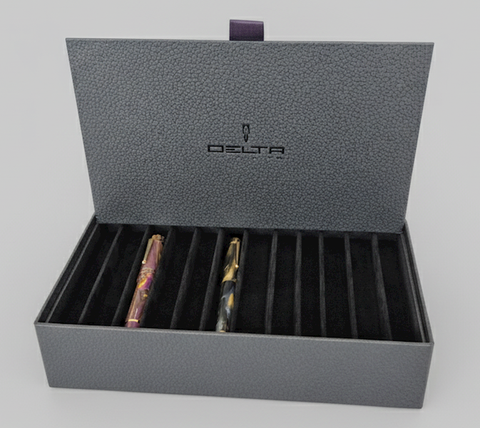 DELTA-KASETA NA 12 INSTRUMENTÓW PIŚMIENNICZYCH