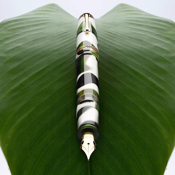 LEONARDO-PIÓRO "MZ" MAGICO FOGL GOLD TRIMS