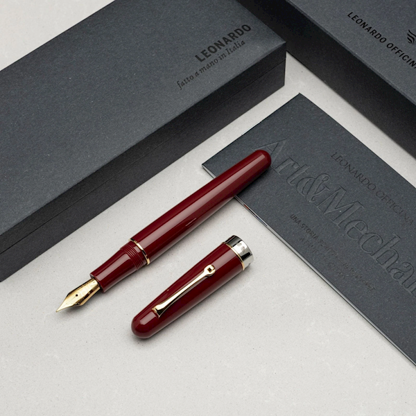 LEONARDO-PIÓRO-VIRTUOSA BURGUNDY GOLD TRIMS