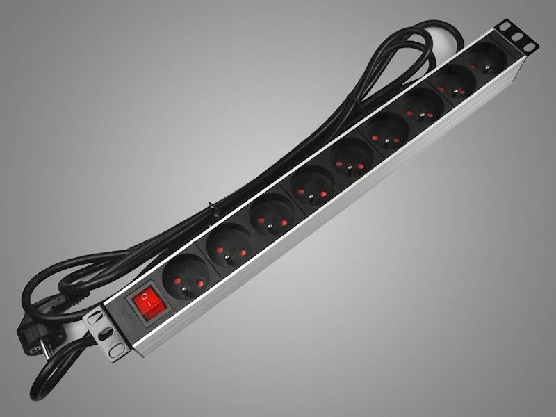 19" Listwa zasilająca 9x230V 1U kątowa z wył.