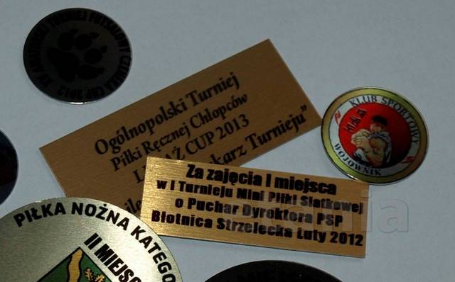 Statuetka FG905 piłka nożna