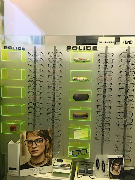 EKSPOZYTOR ALU LINE 38 opraw+OKIENKA • KOLOR: plexi SATINE • KOLOR OKIENEK: ZIELONE • EKSPOZYTOR ALU LINE 38 opraw+OKIENKA • KOLOR: plexi SATINE • KOLOR OKIENEK: ZIELONE • MOCOWANIE: Kołki do betonu