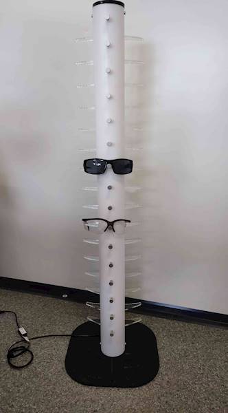 Ekspozytor CANO podświetlany  wysokość 100cm 16 opraw
