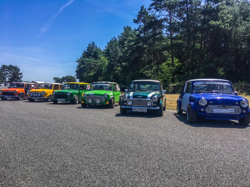 Youngtimer Party na torze w Poznaniu
