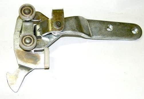 PROWADNICA DRZWI PRZESUW DUCATO 02-06 DOLNA