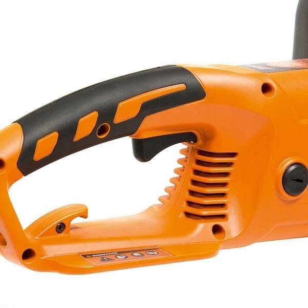 PILARKA DAEWOO 2700E - 2400W 45cm