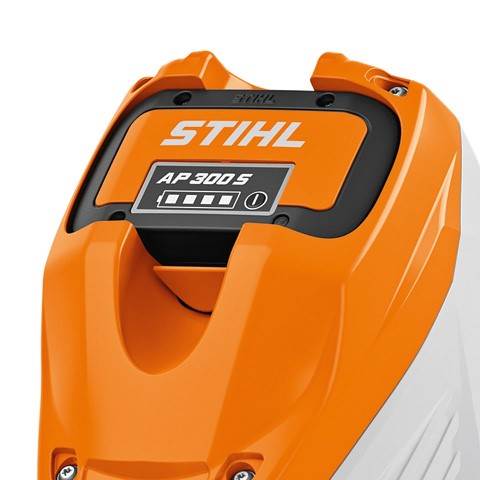 KOMBISYSTEM KMA AKU 135 R SILNIK /AP
