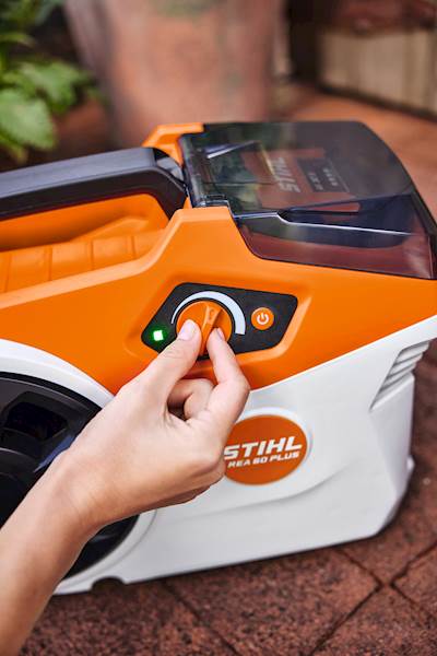 MYJKA WYSOKOCIŚNIENIOWA STIHL AKU REA 100 /AP