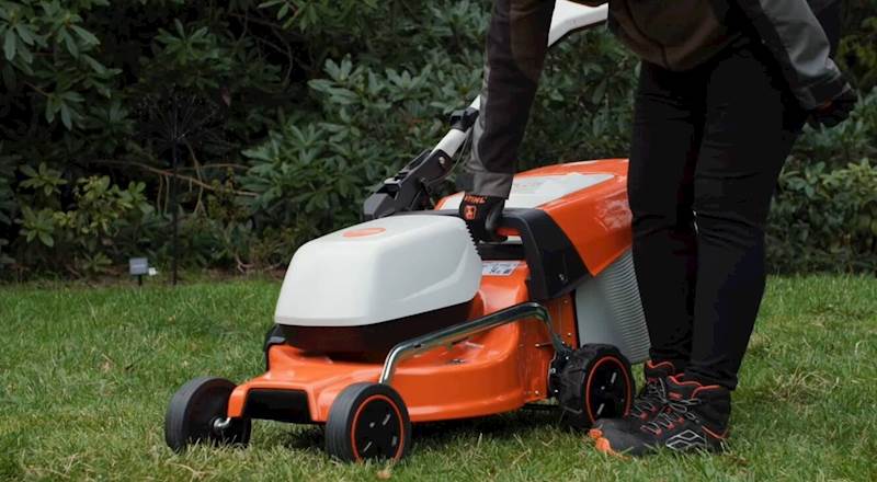 KOSIARKA STIHL RMA 243 /AK