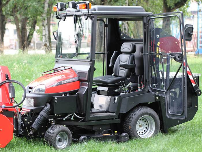 TRAKTOREK WISCONSIM W36 BULLDOG