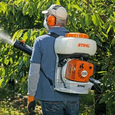 OPRYSKIWACZ SPALINOWY STIHL SR 200 D