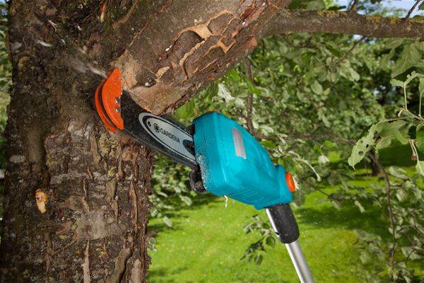 PODKRZESYWARKA GARDENA TCS720/20