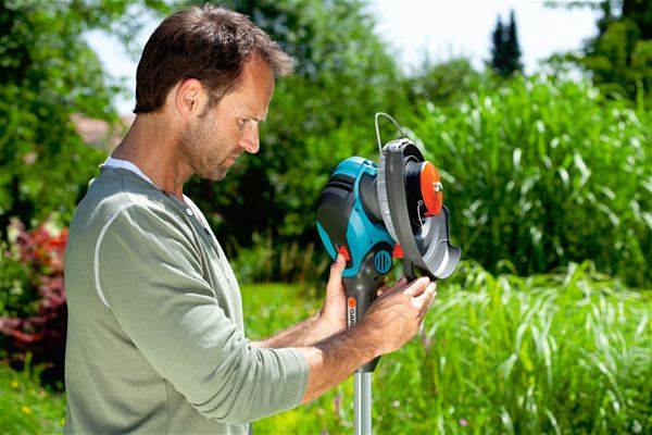 PODKASZARKA GARDENA COMFORTCUT 450/25