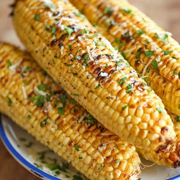 UCHWYT DO TRZYMANIA KUKURYDZY GRILLPRO