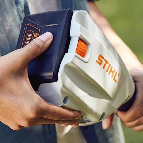 PODKASZARKA STIHL AKU FSA 57 AK10+AL101 /AK