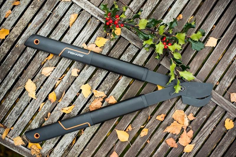 SEKATOR DWURĘCZNY FISKARS L38 SingleStep L