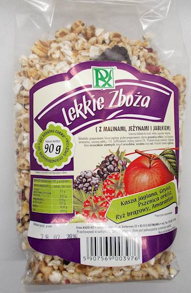 Lekkie zboża z malinami, jeżynami i jabłkiem bez c