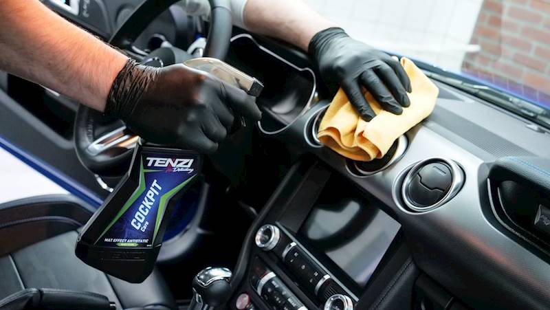 TENZI ProDetailing - COCKPIT Care 0.7L