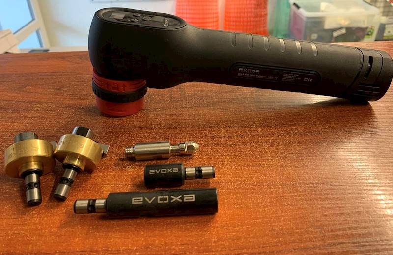 EVOXA HDV-12 RO/DA polerka akumulatorowa