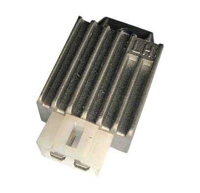 Regulator napięcia GY6  4T