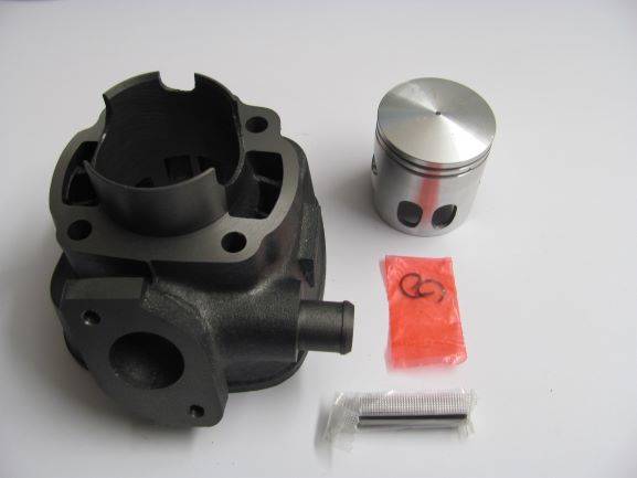 Cylinder SR 70 kpl. /47mm woda /